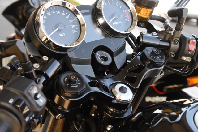 Z900RS（17～）トップブリッジ/ブラック＆セパレートハンドル/ブラック キット | ハンドル＆ブレーキ関連 | ウッドストック  woodstock | バイクパーツ・カスタムショップ